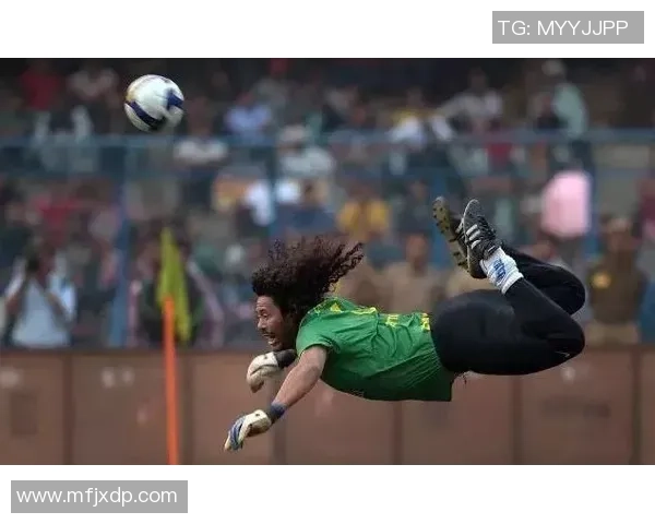 足球明星扭伤瞬间大集合精彩瞬间与伤痛交织的足球故事