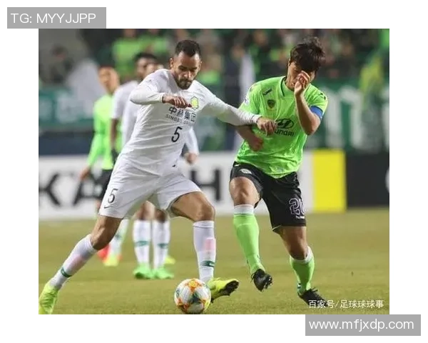 足球明星的球球背后故事揭秘与他们的成长之路