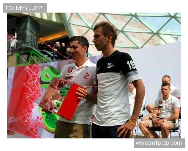 足球明星礼盒装尽享球场魅力与激情的完美结合让你与偶像零距离接触